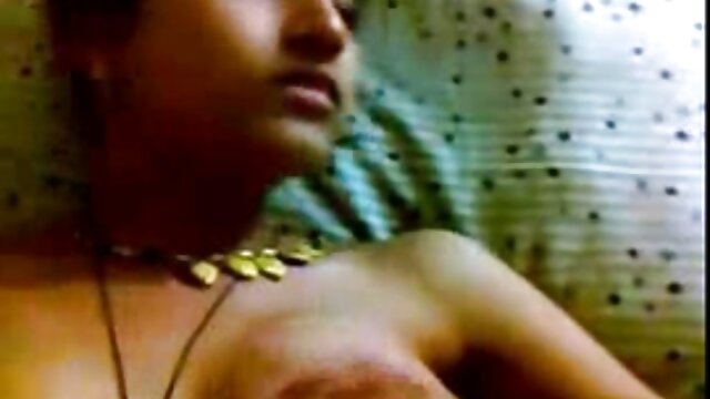 Két studs ingyen szexfilmek online baszik szexuális fellebbezés barna visel fűző